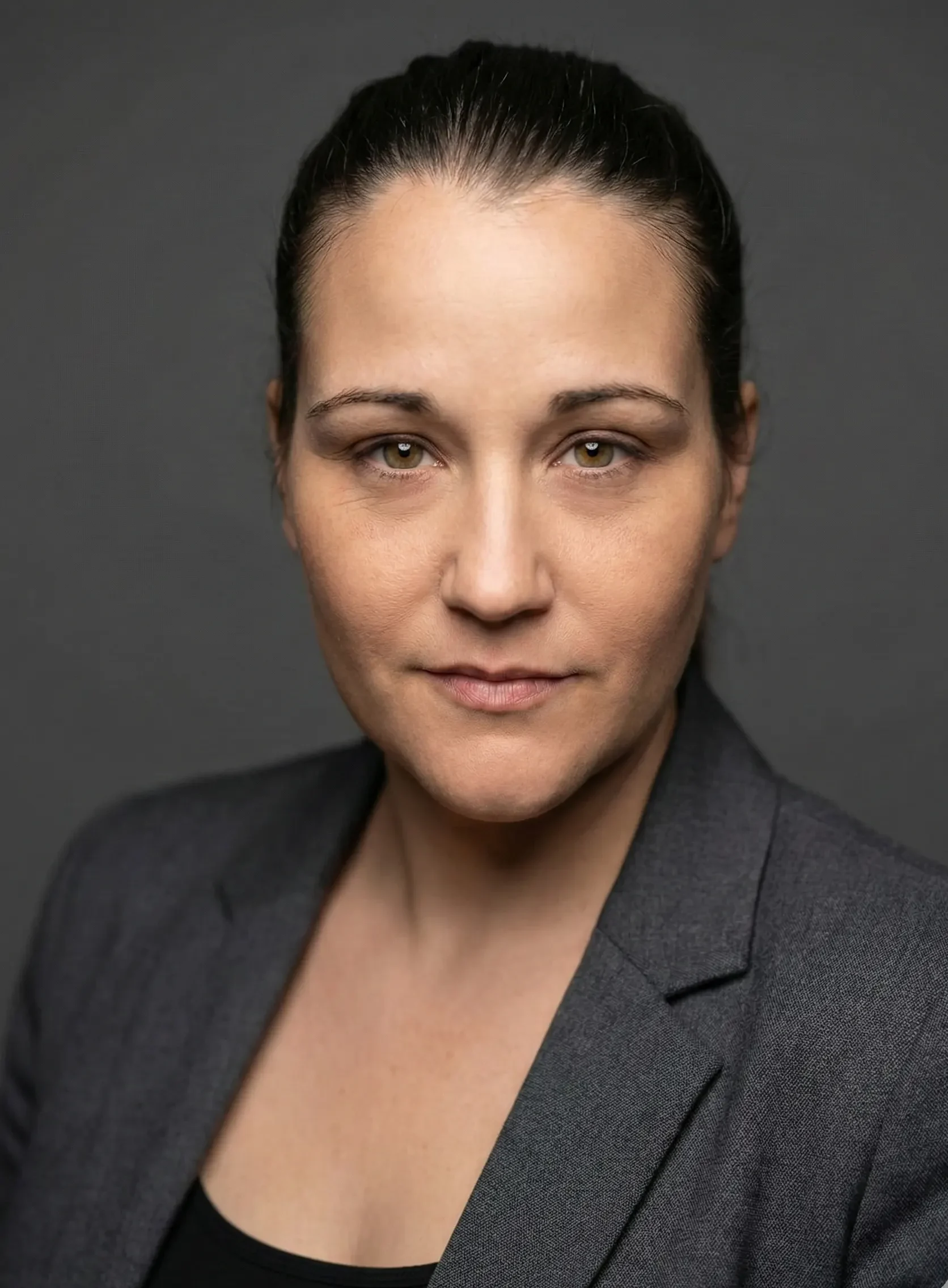 Ikonic360 Staff Marta CEO equipo stands